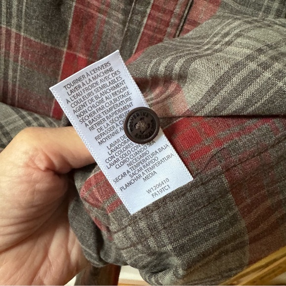 NWOT Men’s WOLVERINE lightweight cotton/poly button-up shirt L - Picture 11 of 11